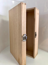 Load image into Gallery viewer, 2 Bottle Wooden Wine Box With 2 Bottles Wine - Engrave.ie
